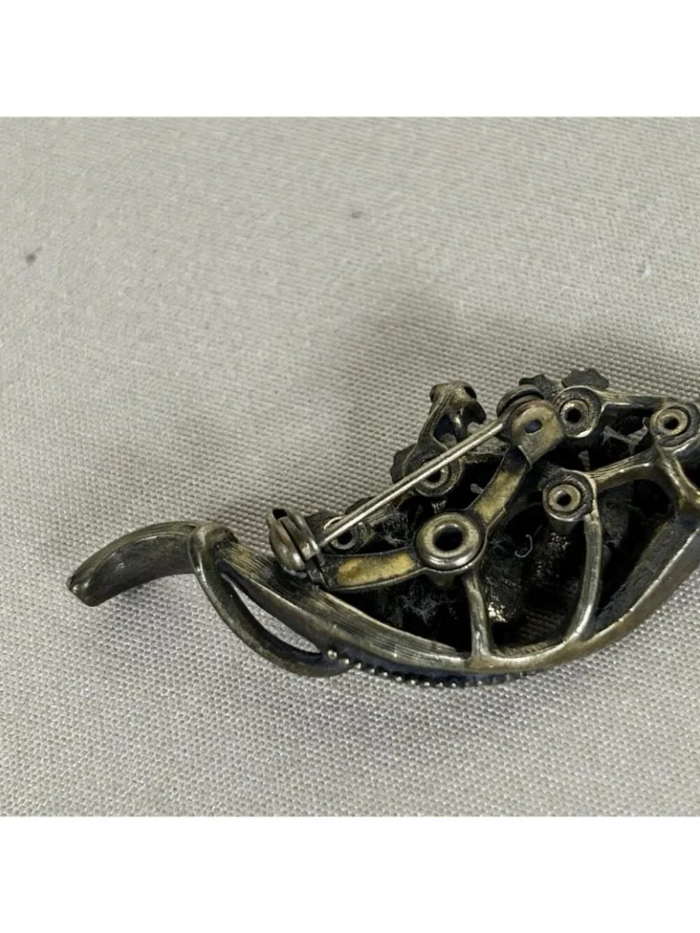 Vintage Art Nouveau Revival Floral Brooch Antique Bronze AB Rhinestone C39